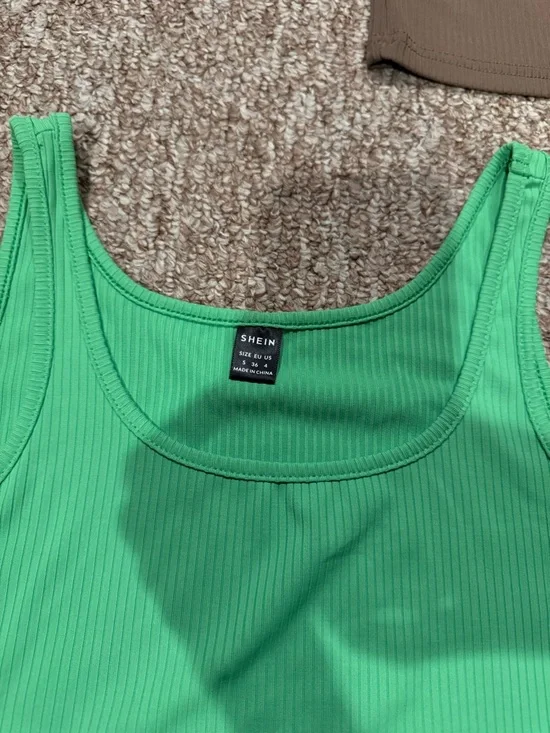 Ribbed Tank Top - Green / Brown - Picture 2 of 3